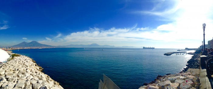 napoli vista mare porto