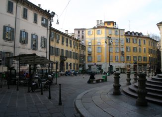 Piazza Sant'Alessandro, Milano