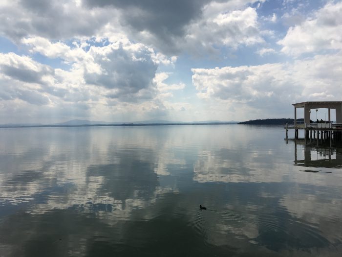 lago trasimeno pontile