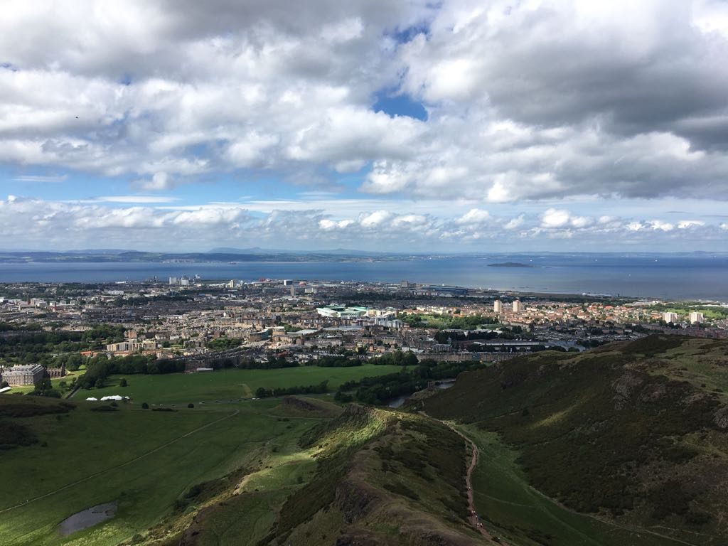 arthur's cliff edimburgo vista