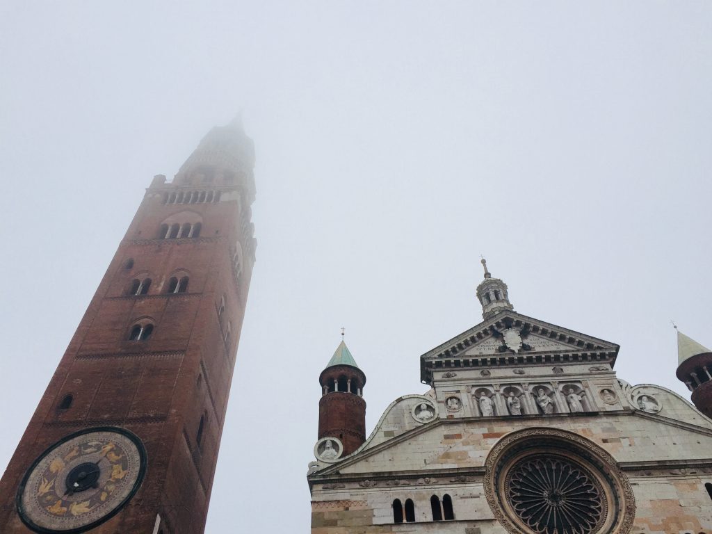 Nebbia duomo Cremona