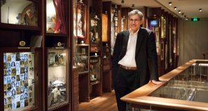 Orhan Pamuk nel suo "Museo dell'innocenza", Istanbul