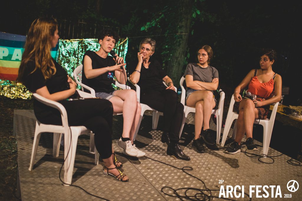 Girls To The Front. Una serata con Adele Nigro e altre donne in musica all'Arci Festa di Cremona